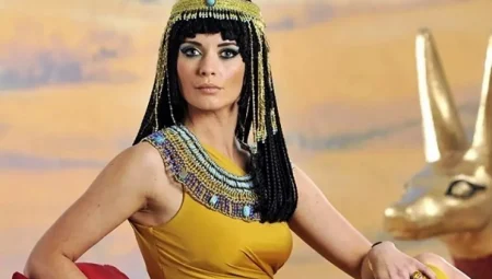 Kleopatra Mısırlı Değildi! Gerçek Kökeni Şaşırtıyor